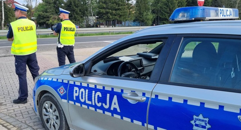  Kobieta bez prawa jazdy woziła dziecko na przednim siedzeniu / Fot. archiwum Góral Info
