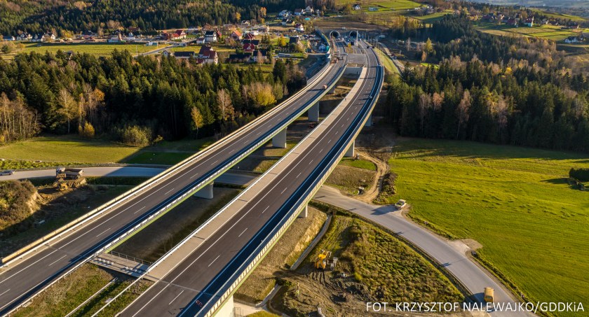 Nowy rekord samochodów korzystających z tunelu / Fot K. Nalewajko