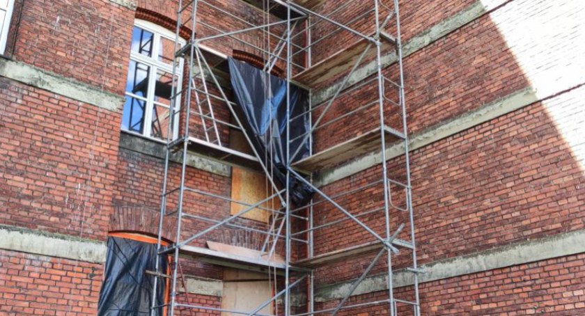 Sprawy lokalne, Goszczyński będzie miał windę - zdjęcie, fotografia