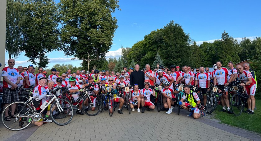 Rowery, Góralska Pielgrzymka Rowerowa dotarła Wilna - zdjęcie, fotografia