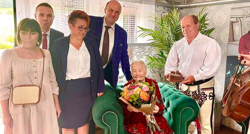 Pani Helena świętuje setne urodziny / Fot. UG Biały Dunajec