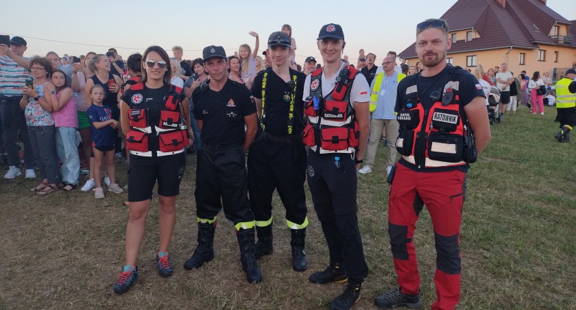 Ratownicy PGPR podczas zabezpieczenia imprezy kulturalnej / fot. Piotr Duraj