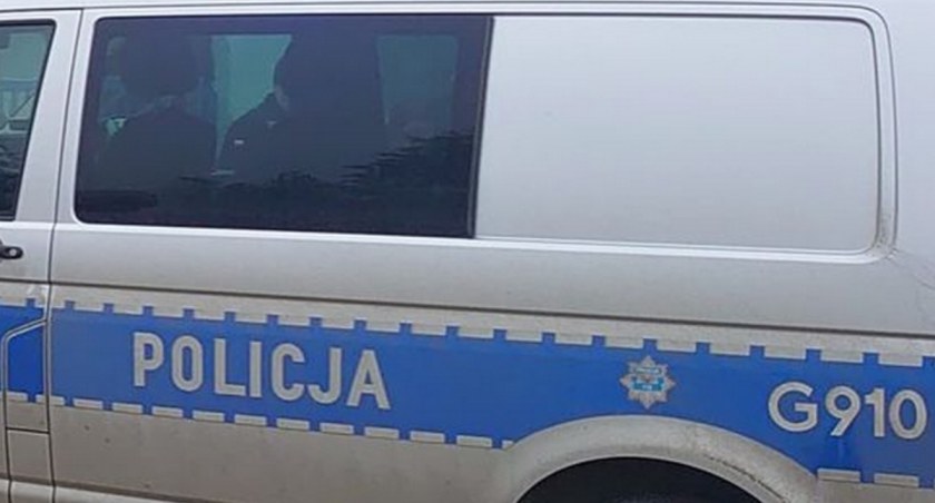 Policyjne, Wnuczek policjant ciągle łupią łatwowierne osoby - zdjęcie, fotografia
