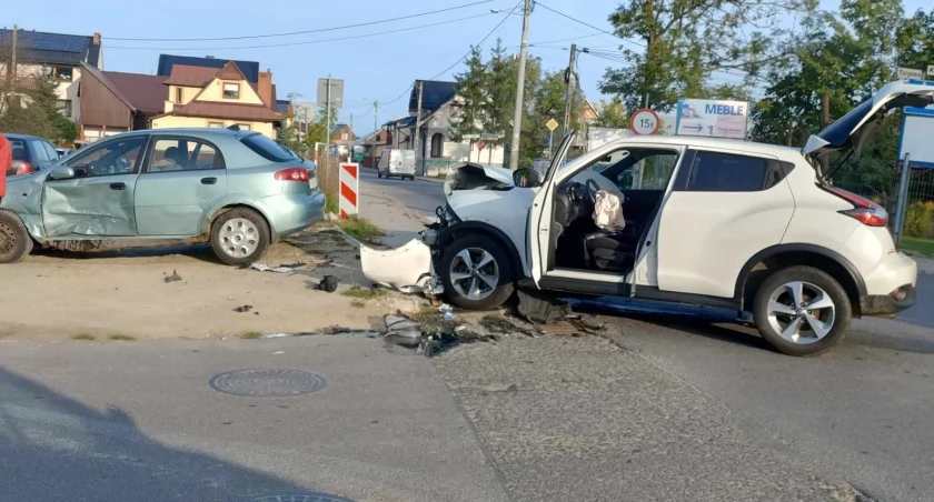 Zderzenie samochodów osobowych / Fot. Marek Nowak