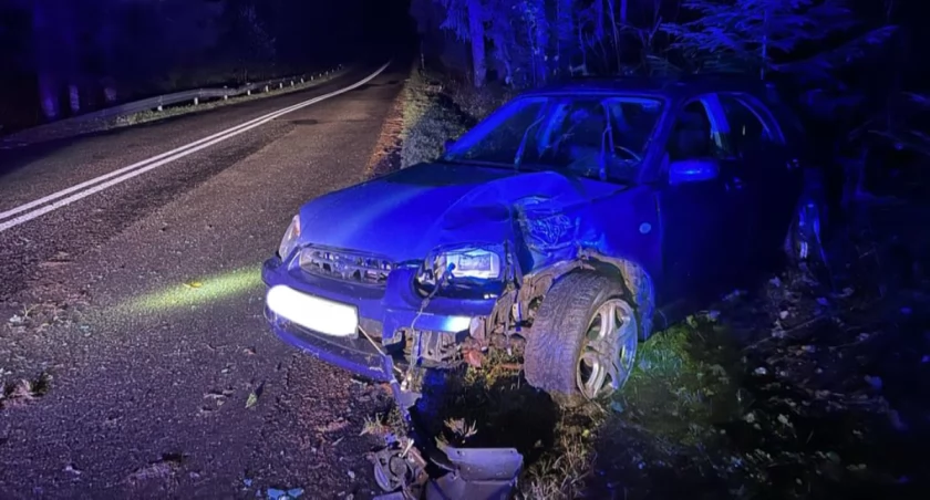 Samochód osobowy wypadł z drogi / Fot. KP PSP Zakopane