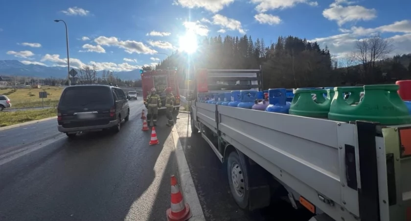 Kolizja na rondzie w Poroninie / Fot. KP PSP Zakopane