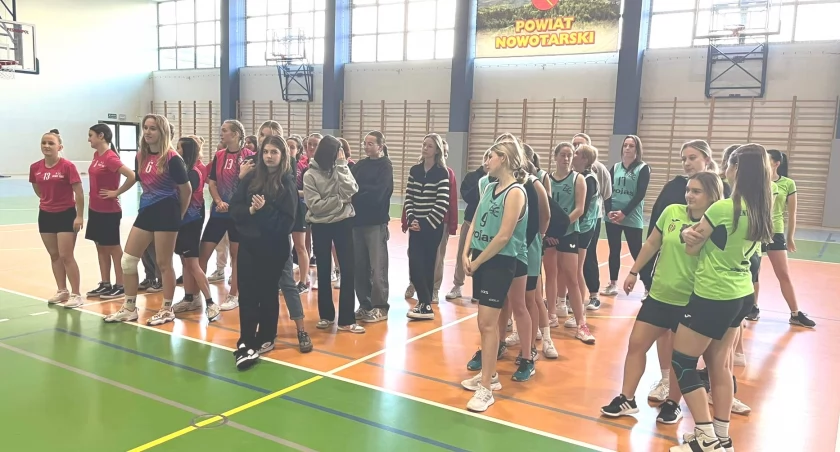 Inne sporty, Licealiada Ośrodka Sportowego koszykówce dziewcząt - zdjęcie, fotografia