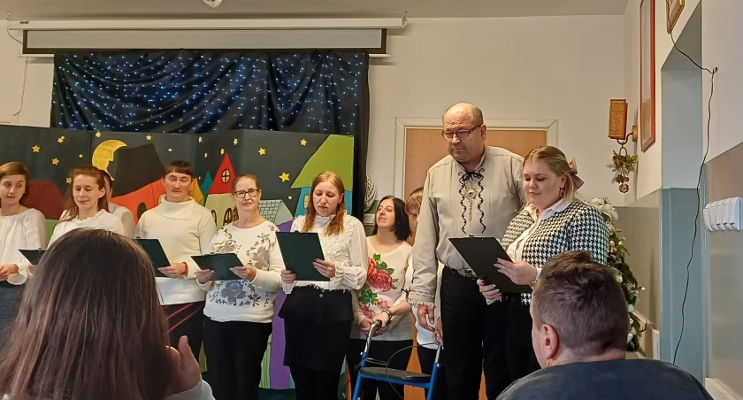 Edukacja, Wspólne kolędowanie - zdjęcie, fotografia