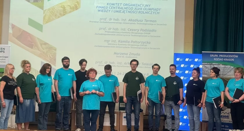 Edukacja, Sukcesy uczniów Olimpiadzie Wiedzy Umiejętności Rolniczych - zdjęcie, fotografia