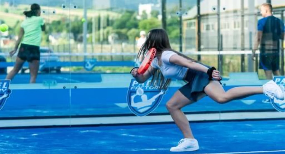 Polecamy, Otwarcie sekcji Padla Nowym Targu rozdział działalności Fitness Factory - zdjęcie, fotografia