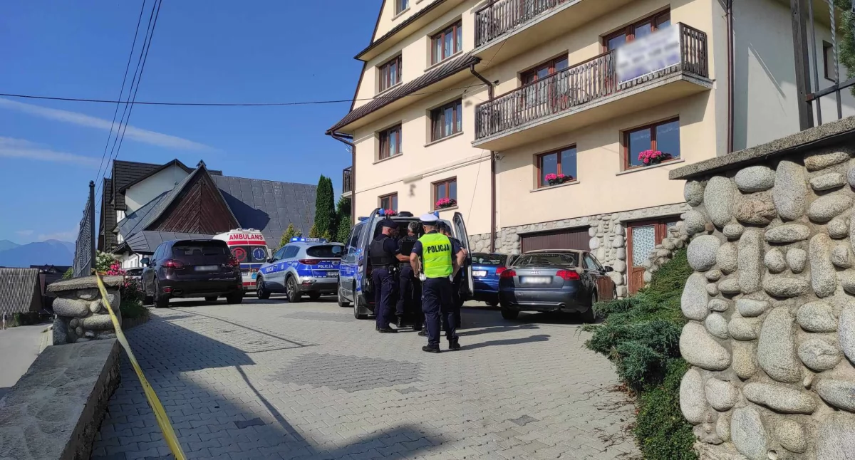 Zatrzymania, Policjanci zatrzymali mężczyznę krewnego martwego nastolatka - zdjęcie, fotografia