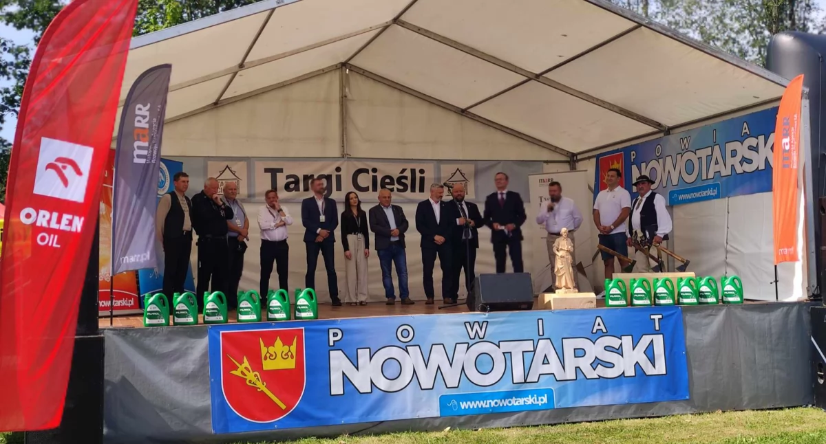 Targi, Targi Cieśli Targi Dekarzy Ciesielskie Śpasy oficjalnie otwarte - zdjęcie, fotografia