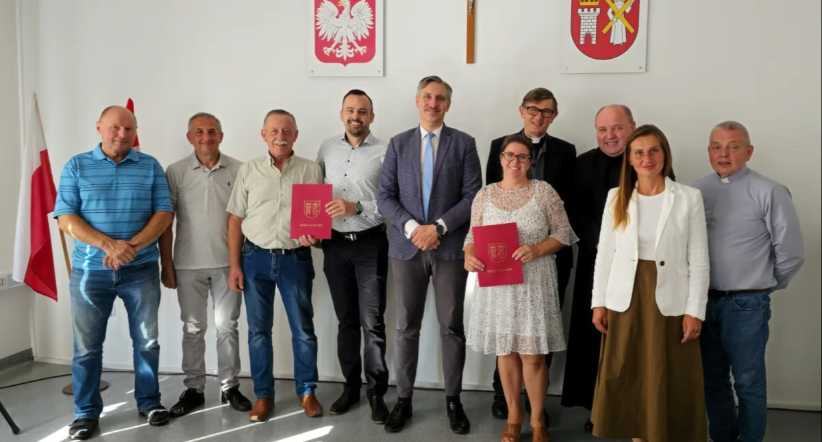 Zdjęcie z podpisania umowy / Fot. UG Szaflary