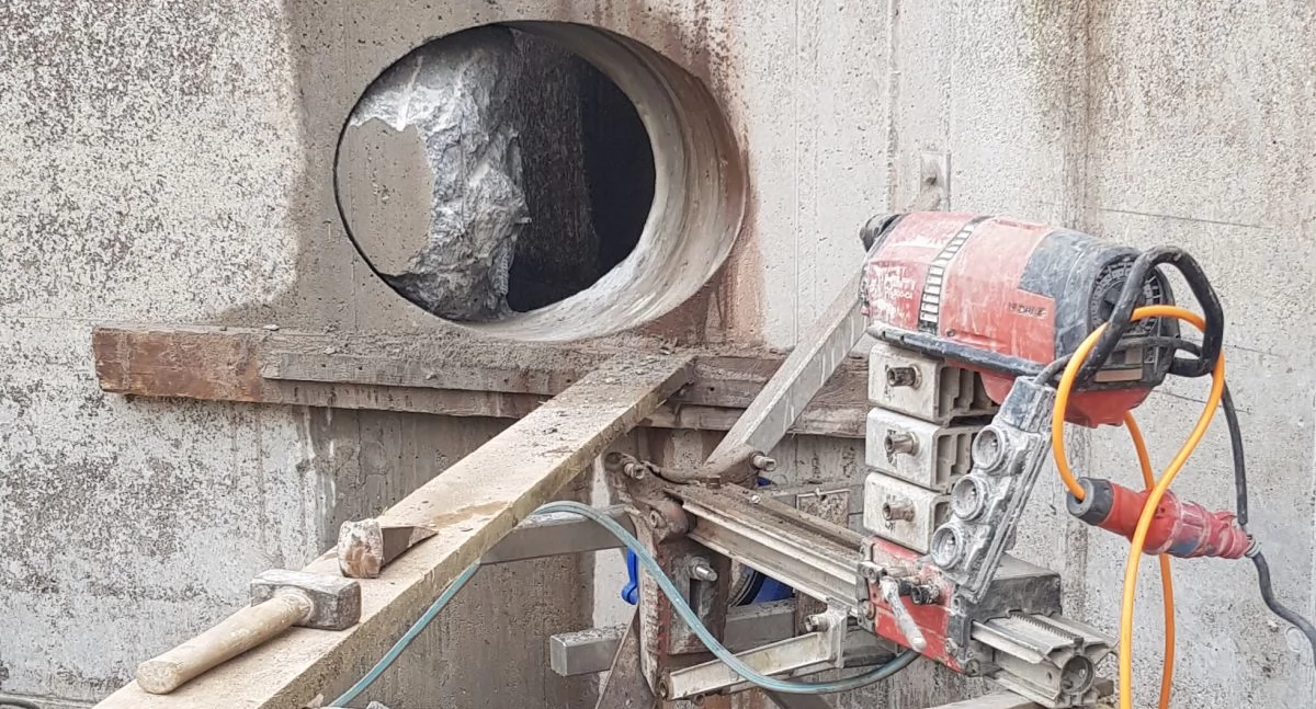 Różne, Firma wiercenia otworów betonie techniką diamentową - zdjęcie, fotografia