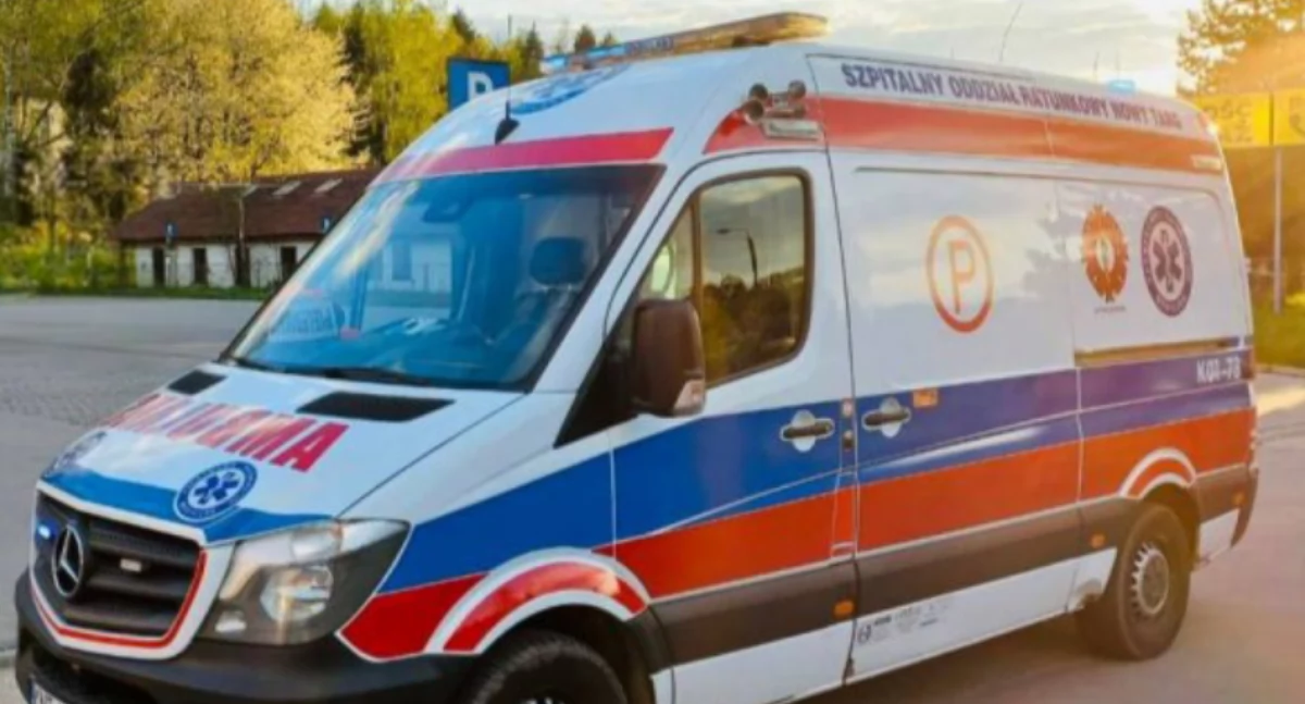 Akcje ratunkowe, Tragedia Ponicach  udało uratować życia kobiecie - zdjęcie, fotografia