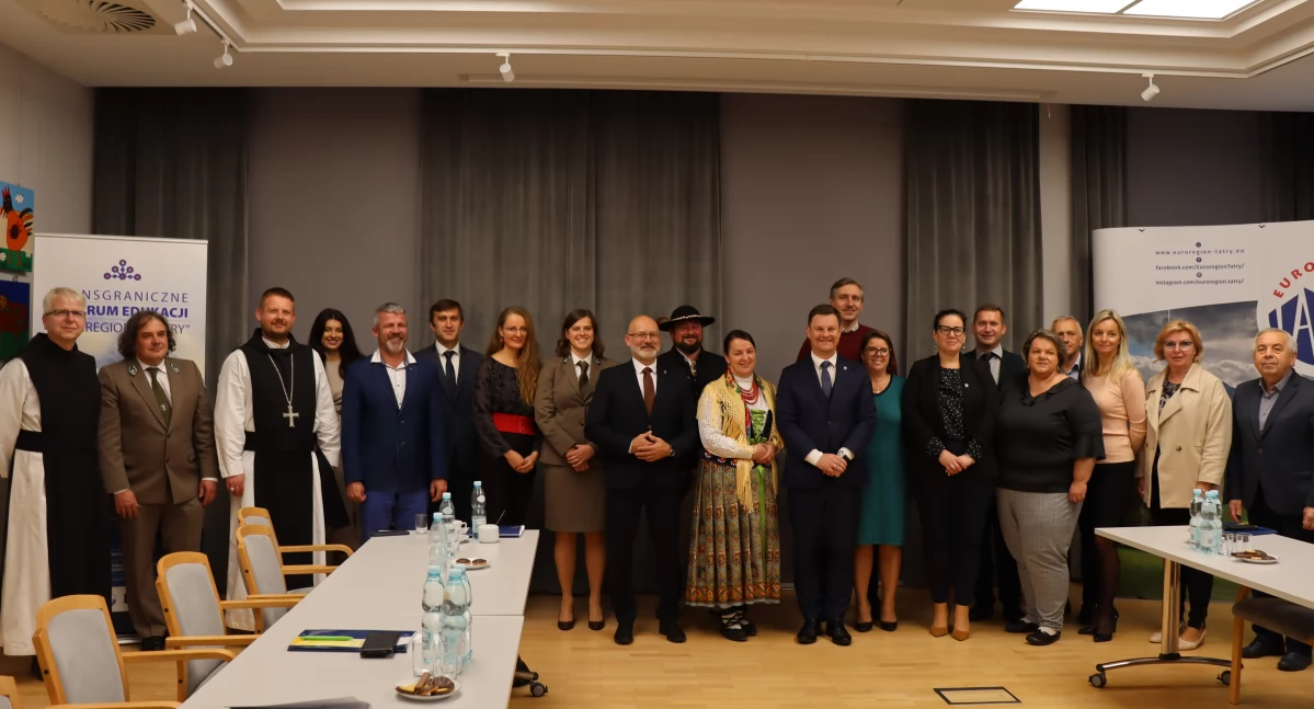 Inwestycje, Uroczyste podpisanie umów dofinansowanie małych projektów ramach programu Interreg Polska Słowacja - zdjęcie, fotografia
