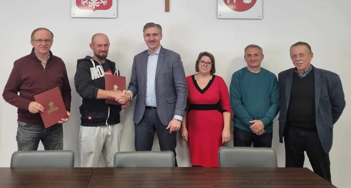 Inwestycje, Rusza budowa skateparku Szaflarach - zdjęcie, fotografia