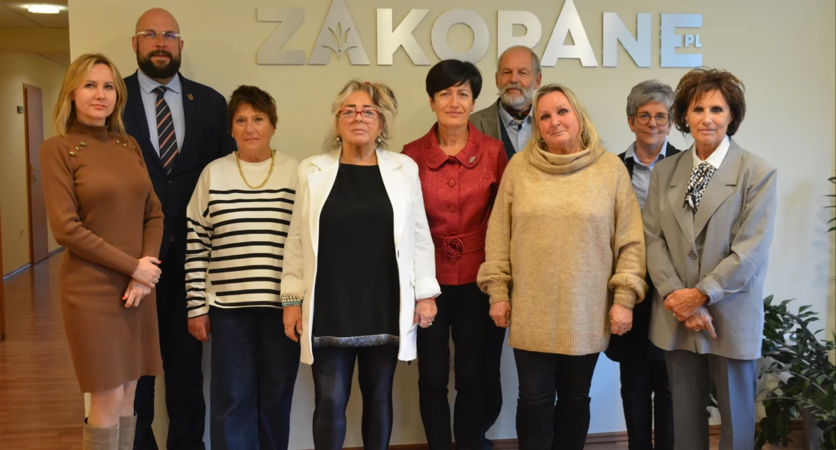 Samorząd, Pierwsze posiedzenie Gminnej Seniorów Zakopanem - zdjęcie, fotografia