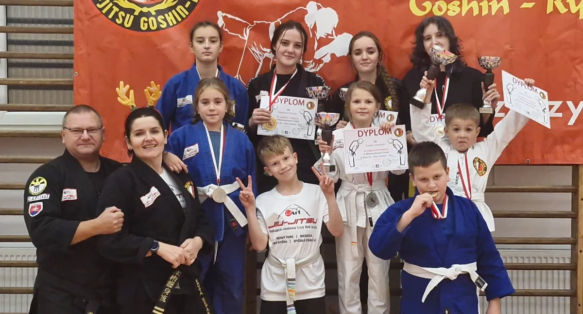 Zdjęcie Podhalańskiej Akademii Sztuk Walk EdArt na Mistrzostwach Polski w Kata Jiu-Jitsu Goshin Ryu w Szczebrzeszynie