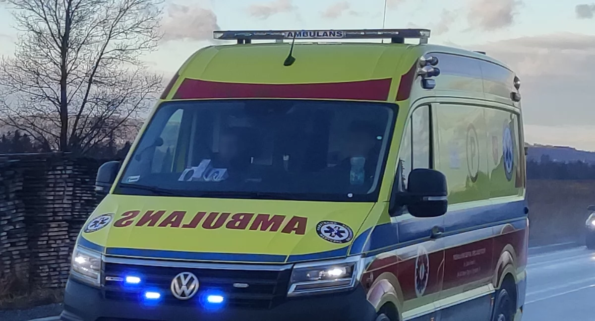 Akcje ratunkowe, Tragedia Stasikówce udało uratować życia mężczyźnie - zdjęcie, fotografia