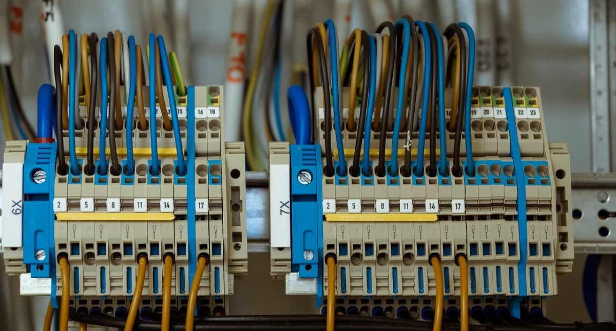 Różne, Uprawnienia elektryczne dlaczego warto zrobić - zdjęcie, fotografia