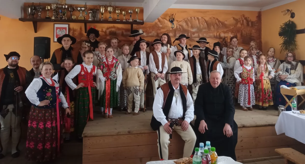 Występy, Jasełka Pastuszkowie Jezusa magia góralskiej tradycji Koniówce - zdjęcie, fotografia