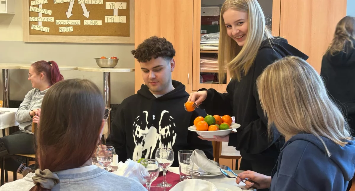 Edukacja, Ferie zwykle uczniowie ZSCKR stawiają rozwój - zdjęcie, fotografia