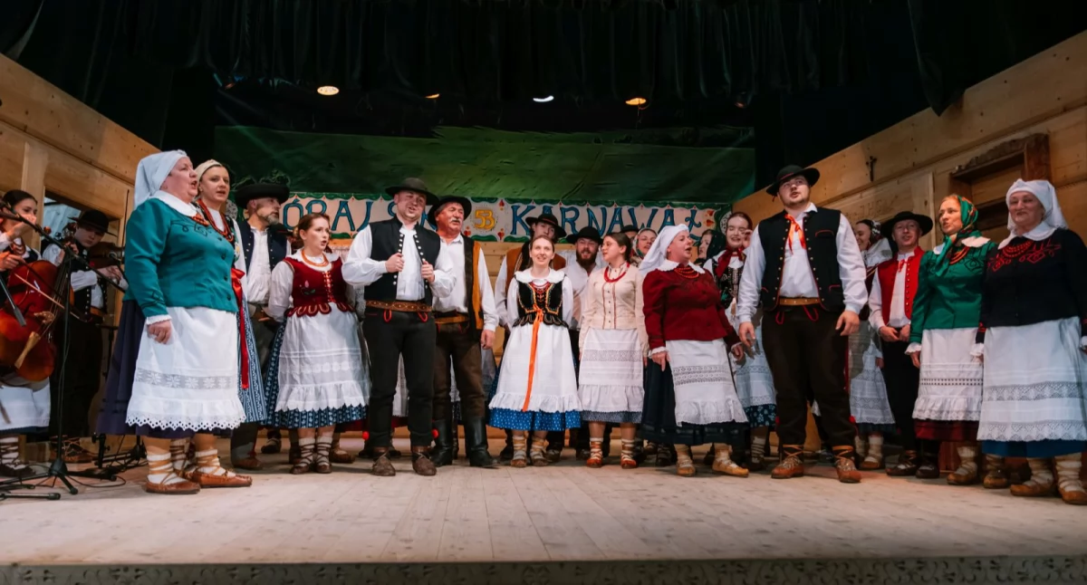 Folklor, Góralski Karnawał Bukowinie Tatrzańskiej tradycja taniec twórczość ludowa  - zdjęcie, fotografia
