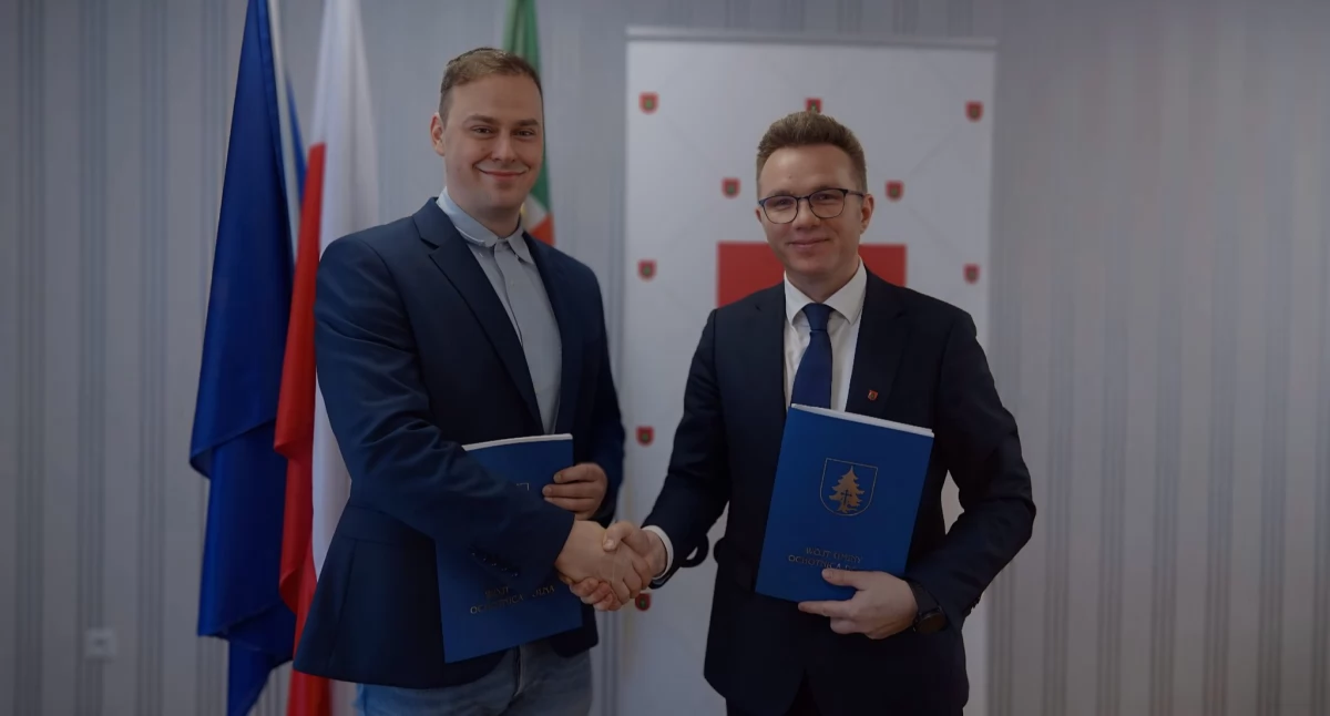 Inwestycje, rewolucja Ochotnicy Tylmanowej wójt ogłasza modernizację oświetlenia - zdjęcie, fotografia