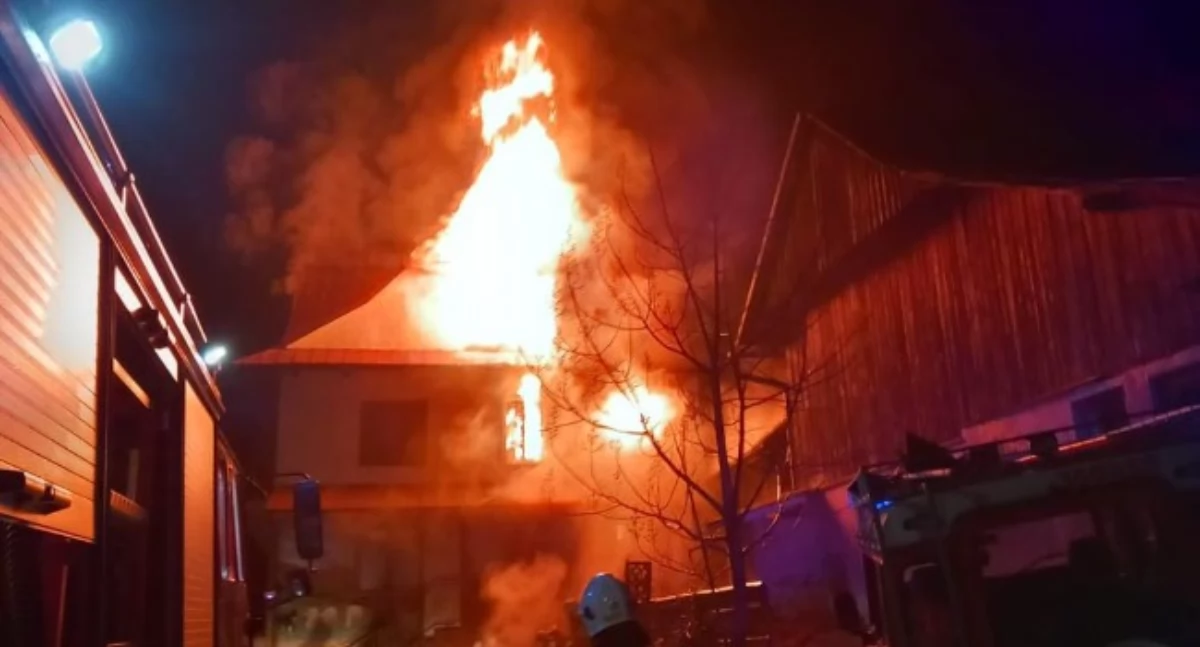Pomoc charytatywna, Tragedia Obidzy ruszyła zbiórka pogorzelców - zdjęcie, fotografia