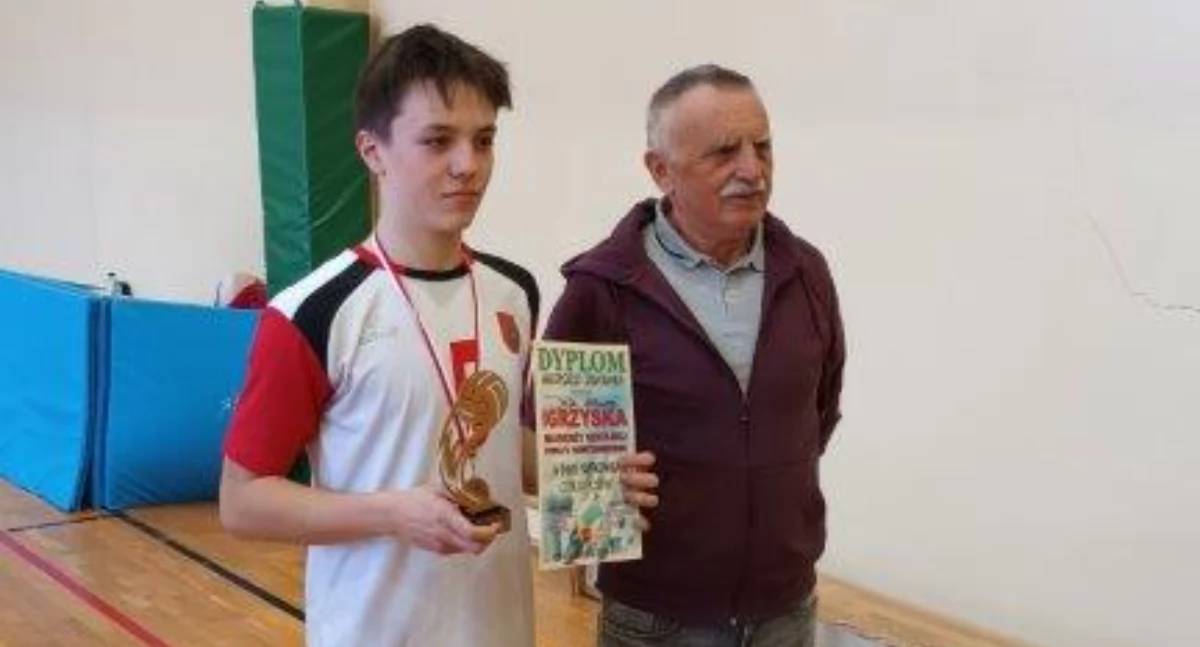 Sport szkolny, Igrzyska Młodzieży Szkolnej Powiatu Nowotarskiego Piłce Siatkowej Chłopców - zdjęcie, fotografia