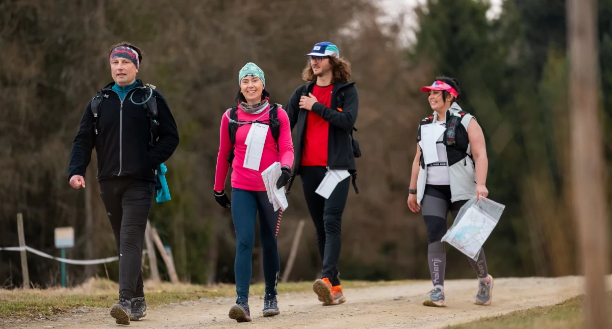Inne sporty, Lipnica Wielka mapie przygody „Czarna Orienteeringu” przyciągnął uczestników - zdjęcie, fotografia