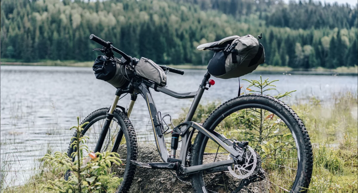 Różne, wybrać idealną torbę podsiodłową codziennych przejażdżek rowerowych - zdjęcie, fotografia