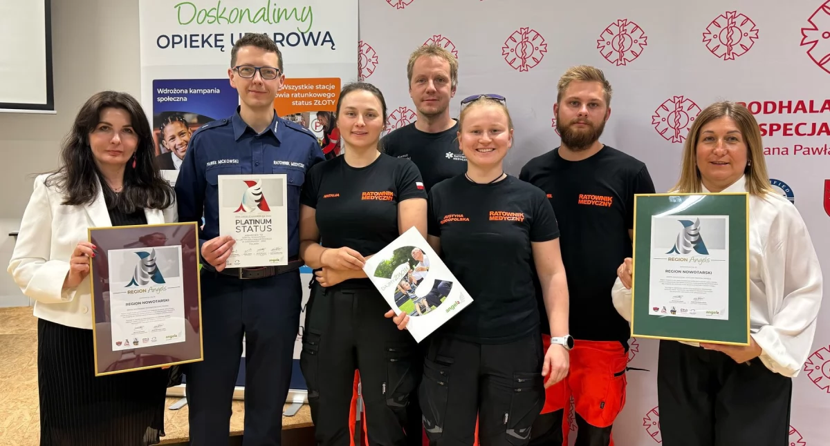 Zdrowie, Platynowy certyfikat zakopiańskich ratowników Celebracja Regionu Angels - zdjęcie, fotografia
