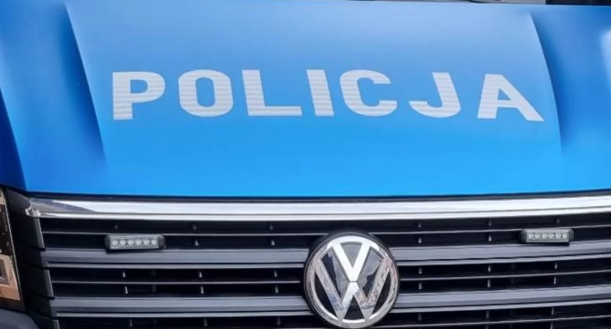 Zatrzymania, Policyjny pościg Maruszynie nietrzeźwy obywatel Ukrainy kierownicą Volkswagena - zdjęcie, fotografia