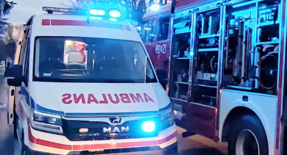 Akcje ratunkowe, Samotna śmierć bloku Kopernika interweniowali strażacy - zdjęcie, fotografia