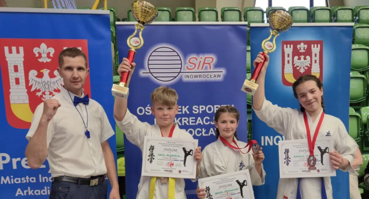 Sztuki walki, Sukces zawodników Orawskiej Szkoły Karate mistrzostwach Inowrocławiu - zdjęcie, fotografia