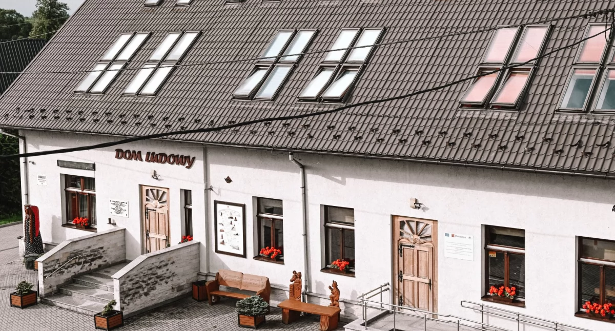 Inwestycje, Lipnica Wielka dofinansowaniem remont Ludowego - zdjęcie, fotografia