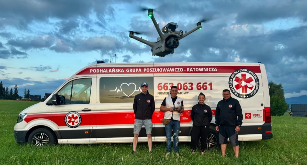 Informacje 112, Podhalańska Grupa Poszukiwawczo Ratownicza zyskała nowoczesnego drona Matrice - zdjęcie, fotografia