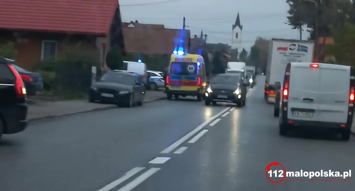 Policyjne, latek podejrzany potrójne zabójstwo zatrzymany - zdjęcie, fotografia