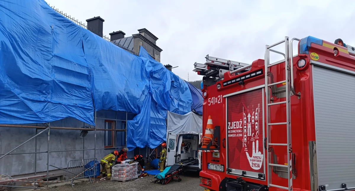 Różne, Upadek wysokości budowie Zakopanem - zdjęcie, fotografia