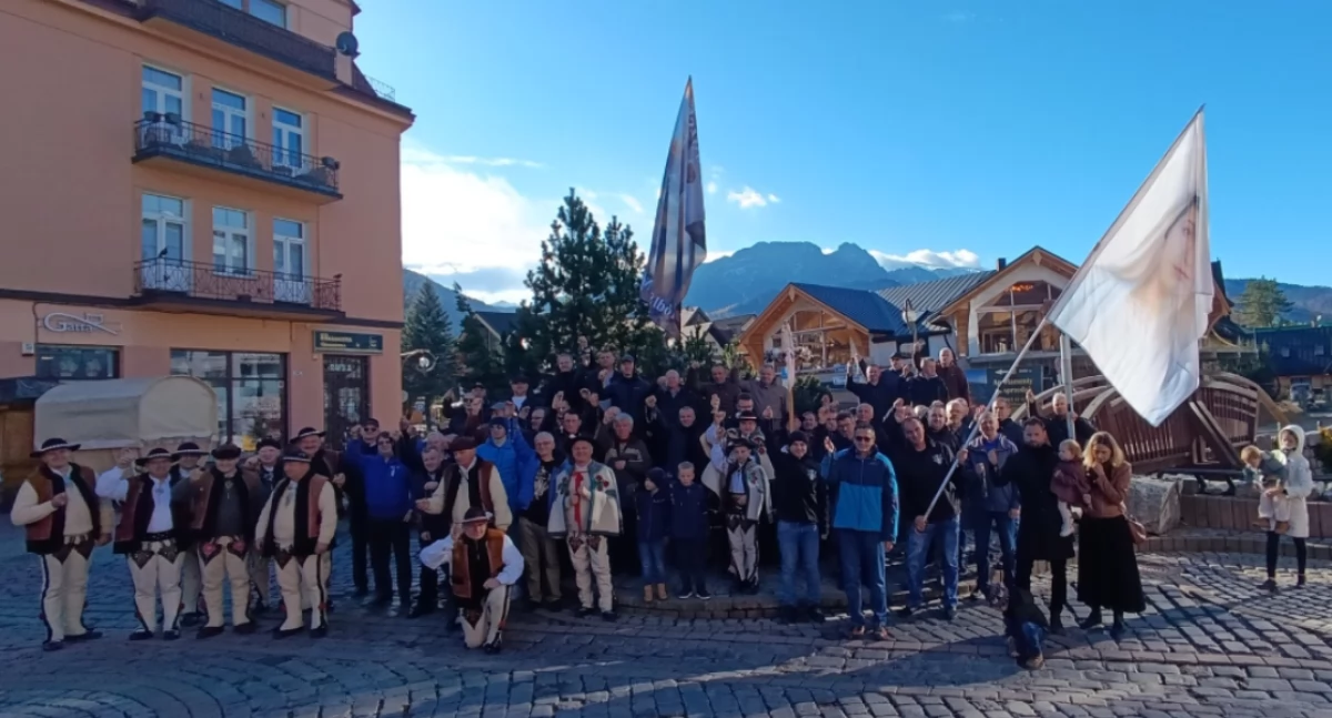 Religia, Męski Różaniec Zakopanem wspólna modlitwa Wszystkich Świętych - zdjęcie, fotografia