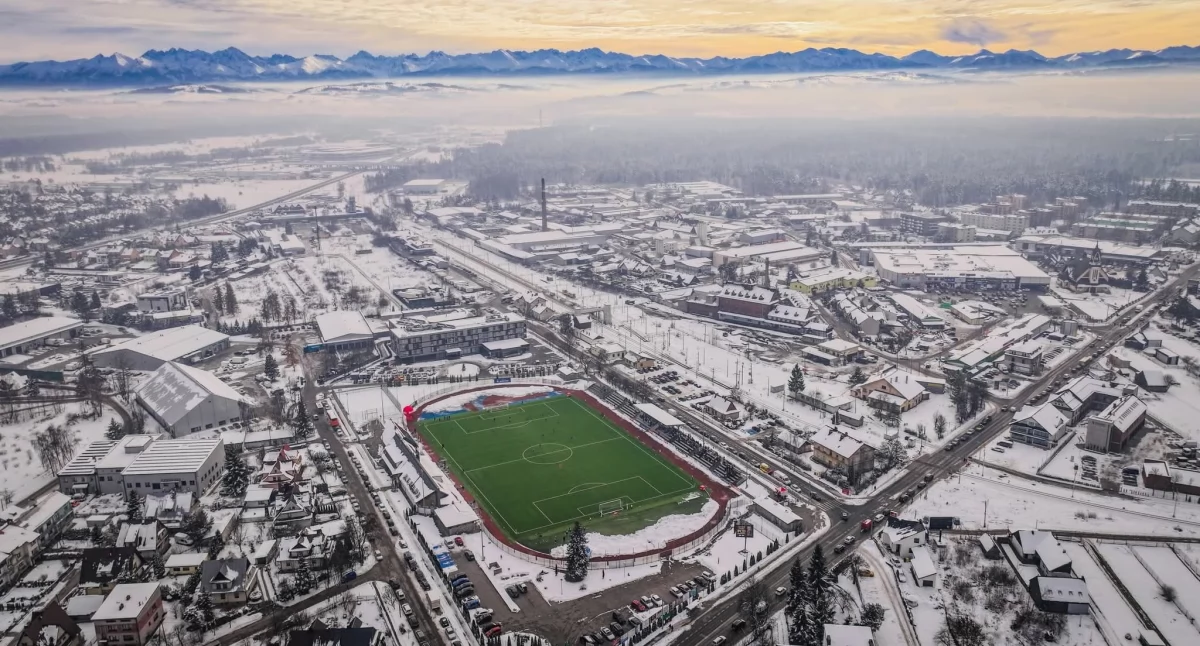 Inwestycje, budowę nowego stadionu Nowym Targu - zdjęcie, fotografia