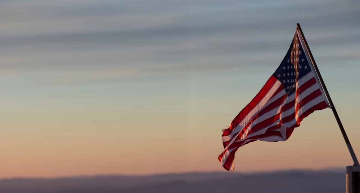 Różne, Biały paszport dlaczego stałym rezydentom bardzo zależy dokumencie - zdjęcie, fotografia