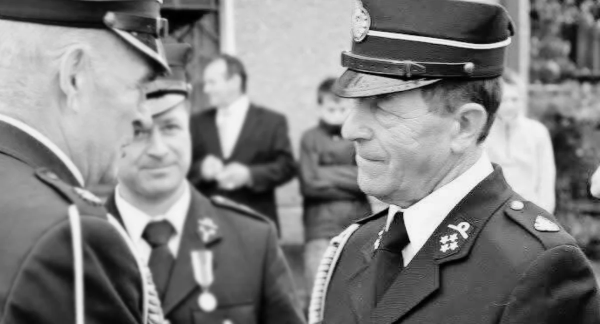 Odeszli, Zmarł Łabuda były sołtys Morawczyny prezes miejscowej - zdjęcie, fotografia