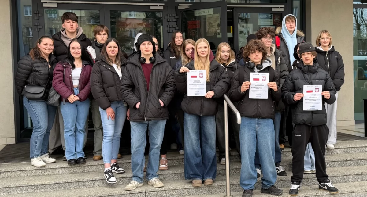 Edukacja, Kulturalny koniec nowotarskim Ekonomiku - zdjęcie, fotografia