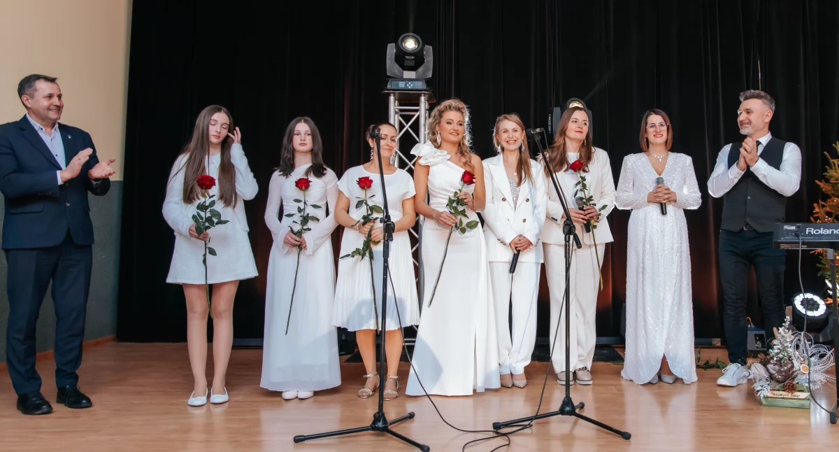 Koncerty, Mateusz Ziółko magia świąt wyjątkowy koncert Rabie Wyżnej - zdjęcie, fotografia