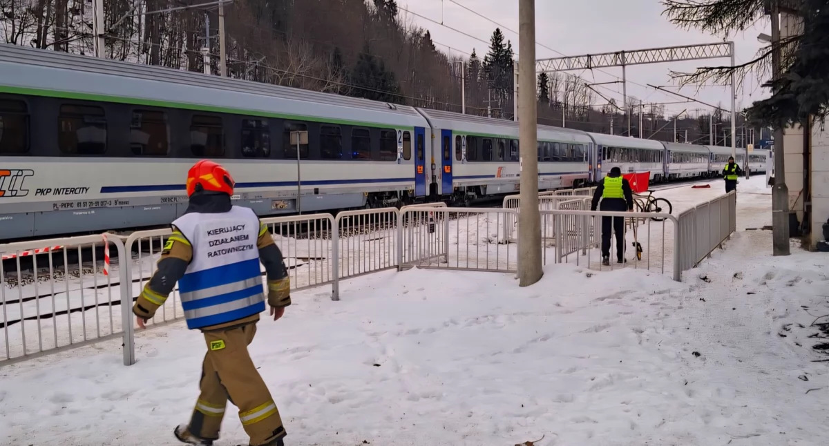 Wypadki, Śmiertelne potrącenie dworcu Białym Dunajcu - zdjęcie, fotografia
