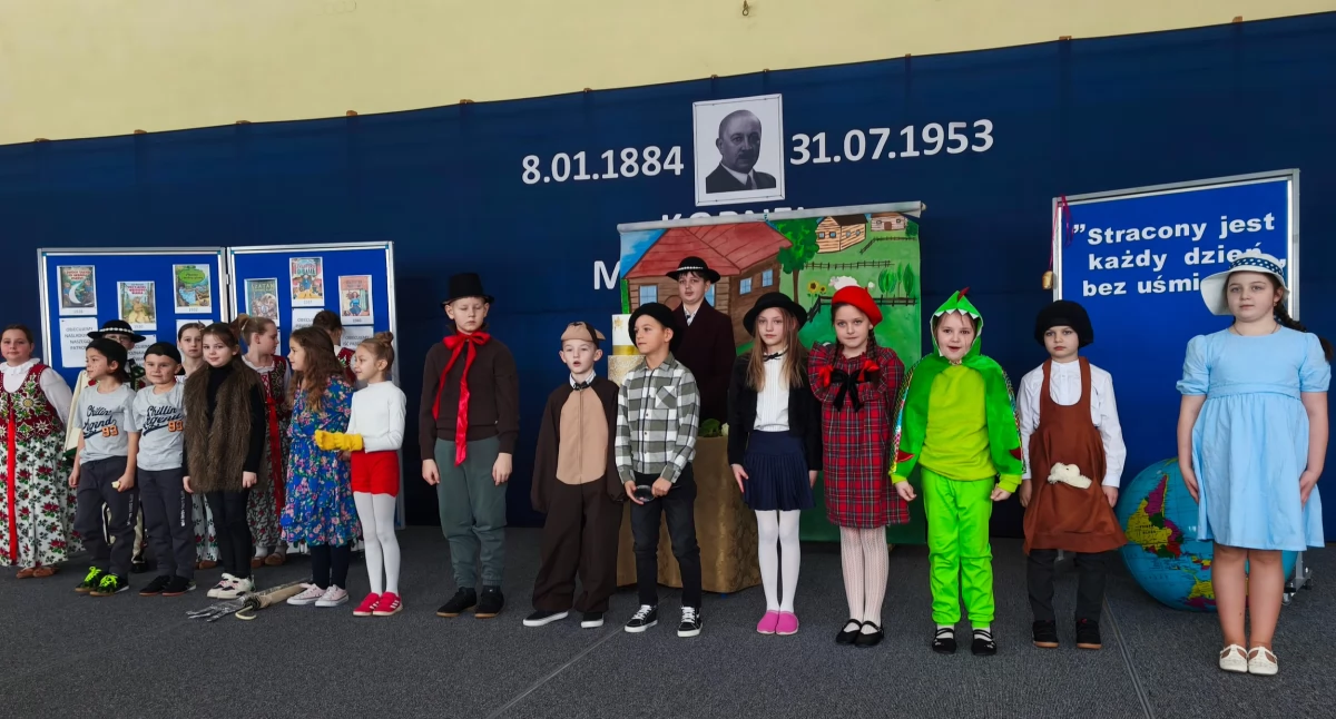 Edukacja, Święto Patrona Szkoły Piekielniku Kornela Makuszyńskiego - zdjęcie, fotografia