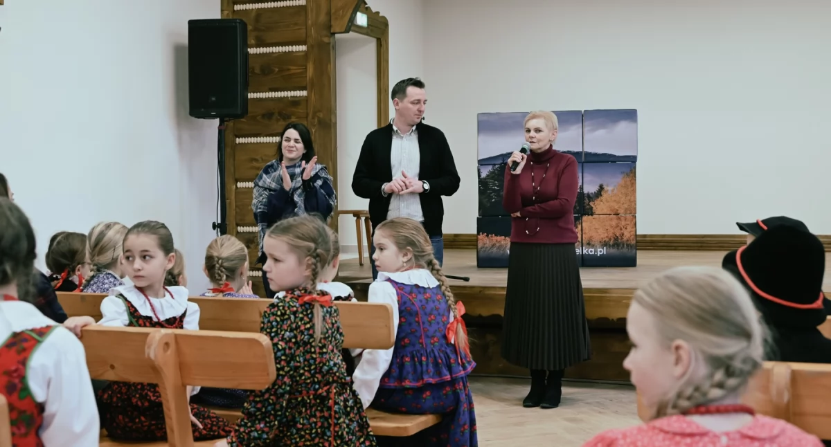 Konkursy, Młodzi recytatorzy gawędziarze zaprezentowali wysoki poziom Lipnicy Wielkiej - zdjęcie, fotografia